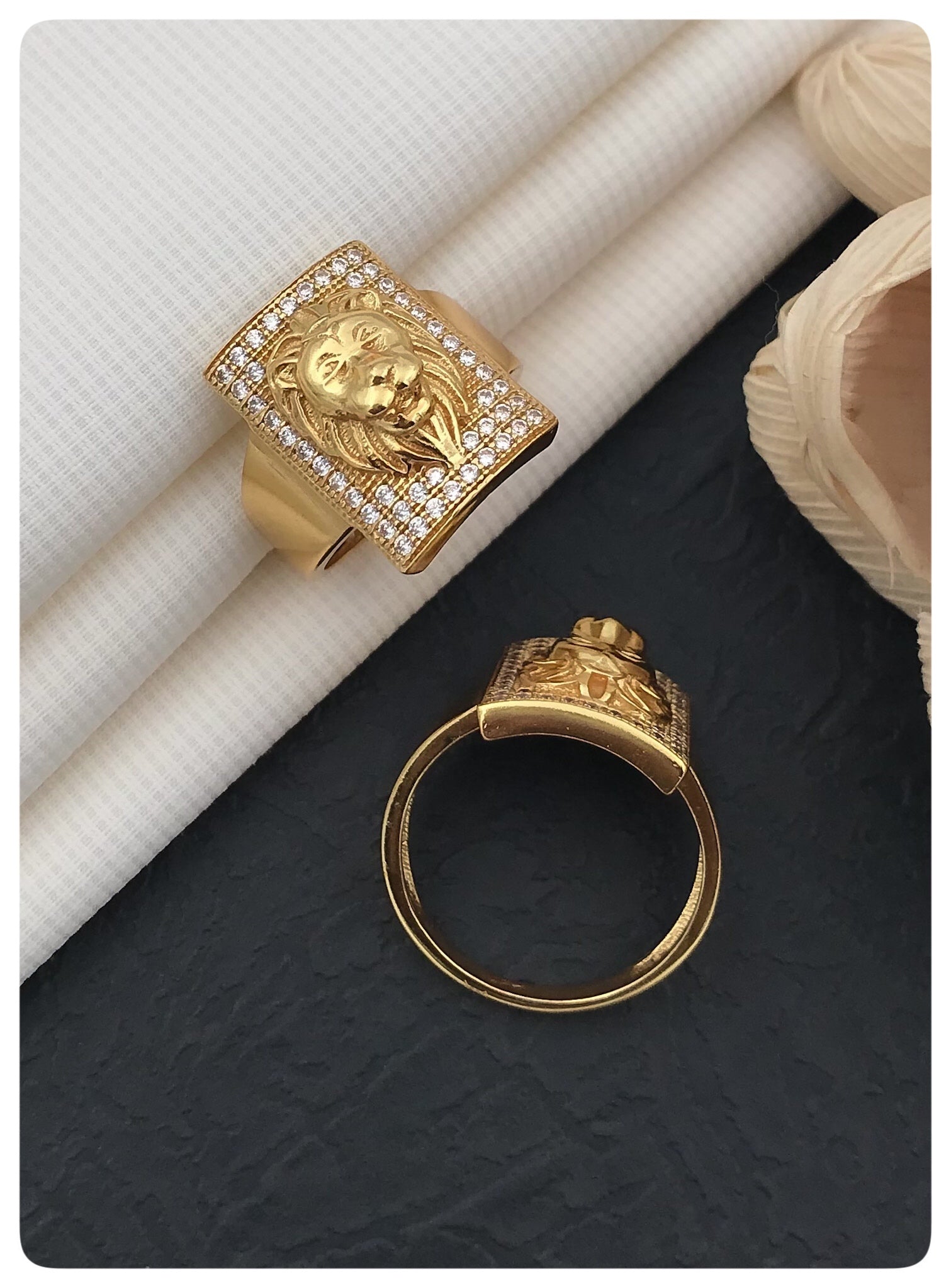 Lion ring diamonds for men