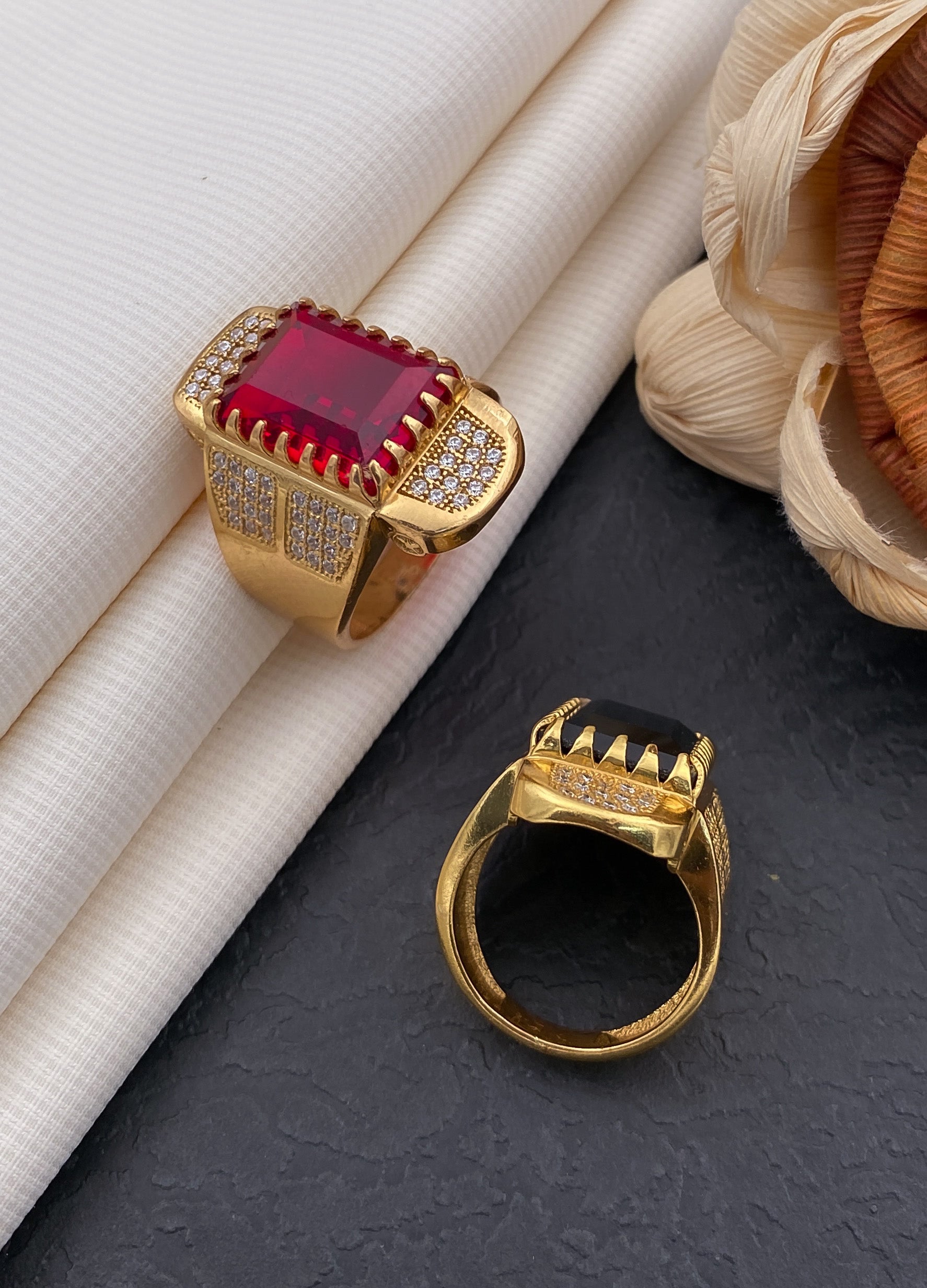 Foue wheel red stone ring diamonds for men